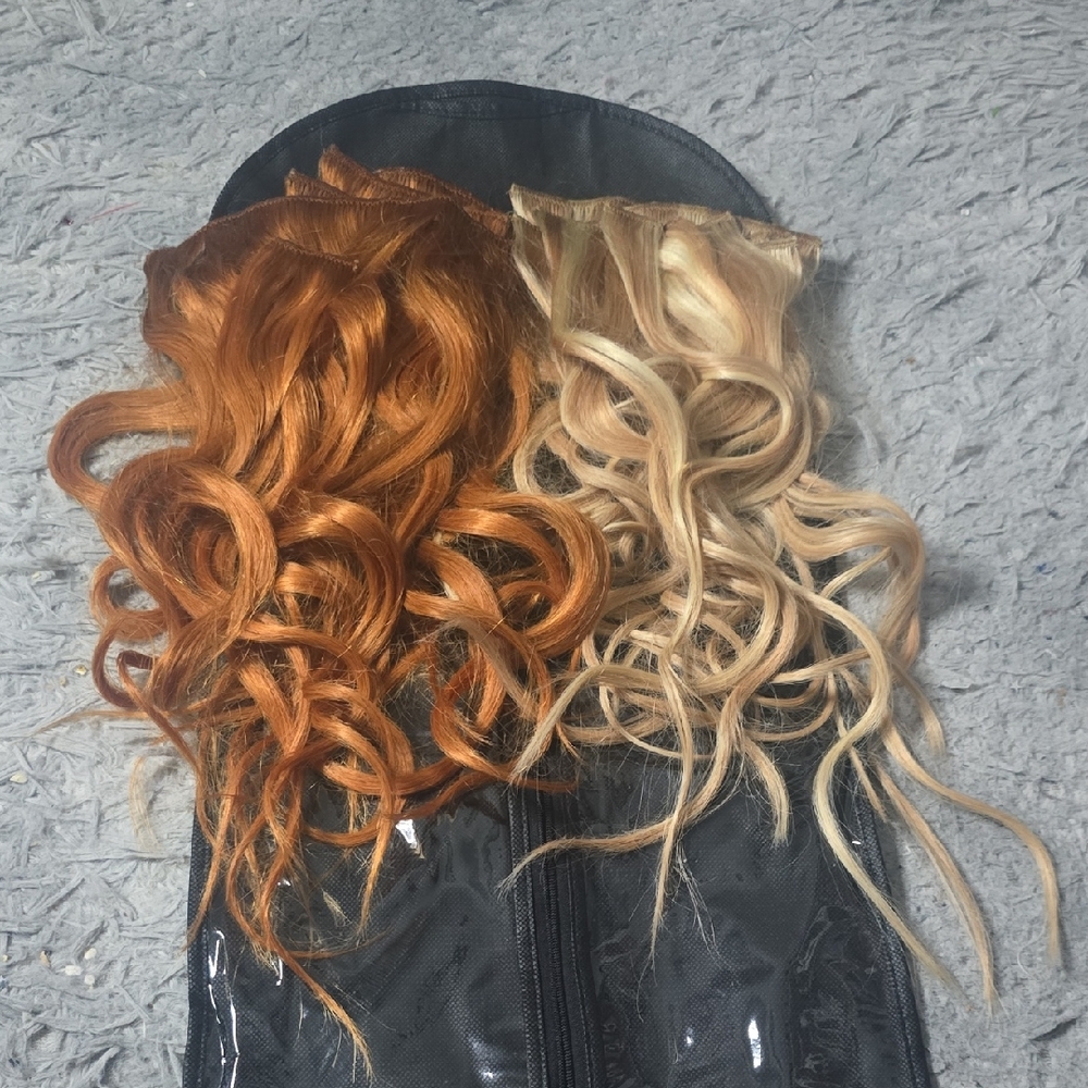 100% Real Human Auburn & Blonde Clip-In Hair Extensions (EUC)(16-18 IN)✨️🖤✨️